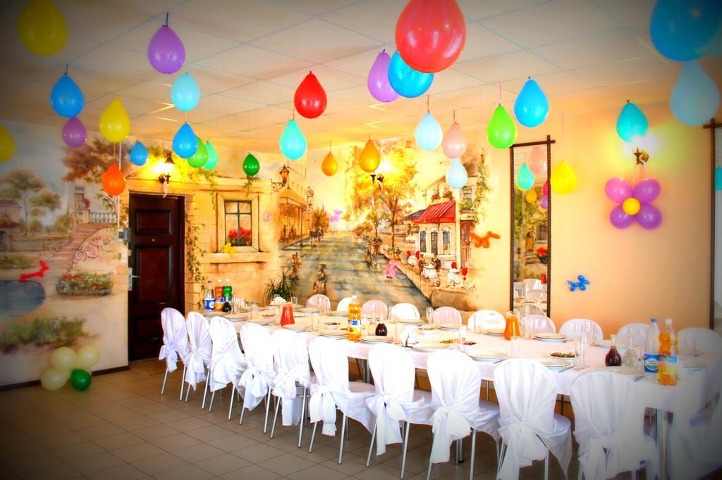 4 Seasons Hotel Boryspil Ngoại thất bức ảnh